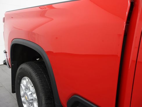 Used 2024 Chevrolet Silverado 2500 LTZ w/ LTZ Plus Package AWD/4WD image 33