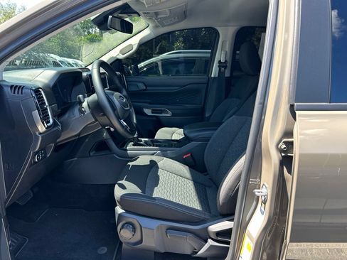 Used 2025 Ford Ranger XLT w/ Trailer Tow Package RWD image 15
