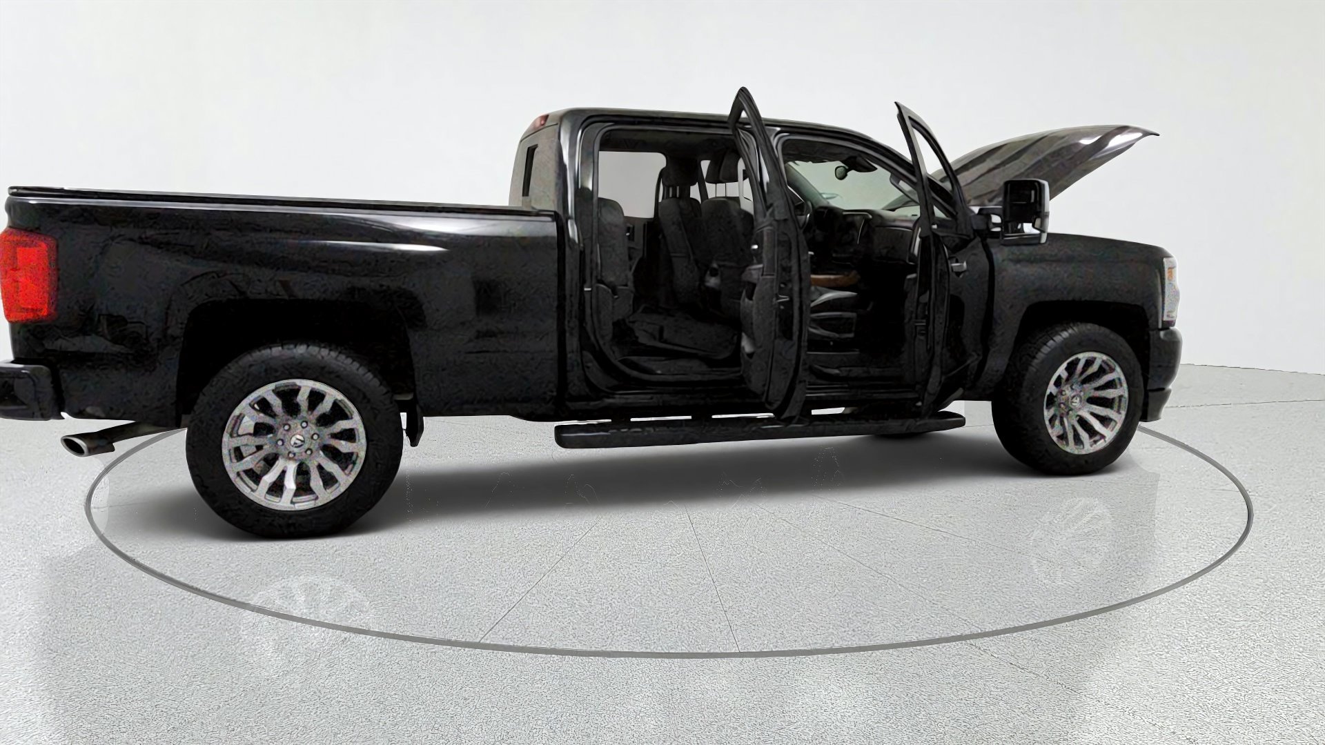 Used 2018 Chevrolet Silverado 1500 High Country AWD/4WD image 13
