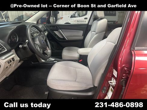 Used 2018 Subaru Forester 2.5i Premium w/ All-Weather Package AWD/4WD image 14