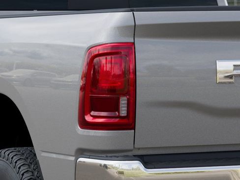 New 2026 RAM 2500 Tradesman AWD/4WD image 10