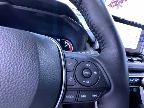 Used 2024 Toyota RAV4 XLE w/ Convenience Package image 21