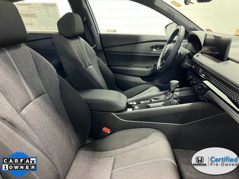 Used 2025 Honda Accord Sport image 29