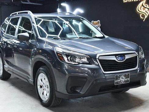 Used 2020 Subaru Forester Base AWD 4dr Crossover w/ Alloy Wheel Package image 5