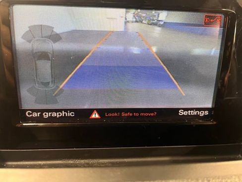 Used 2018 Audi Q3 2.0T Premium image 28