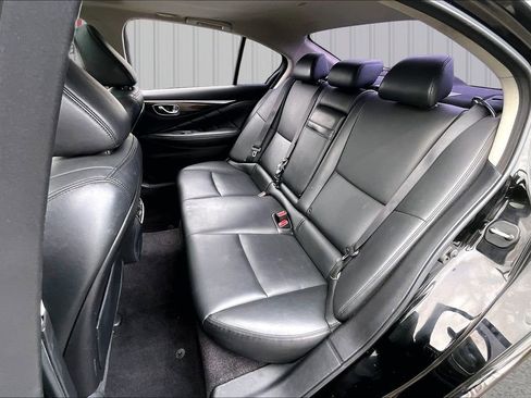 Used 2018 INFINITI Q50 Luxe w/ Essential Package (3.0T Luxe) image 22