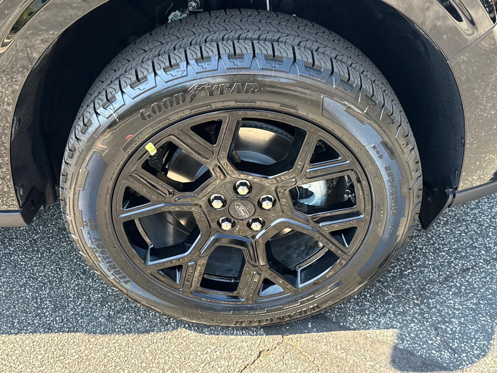 New 2026 Ford Maverick XLT w/ Black Appearance Package AWD/4WD image 13
