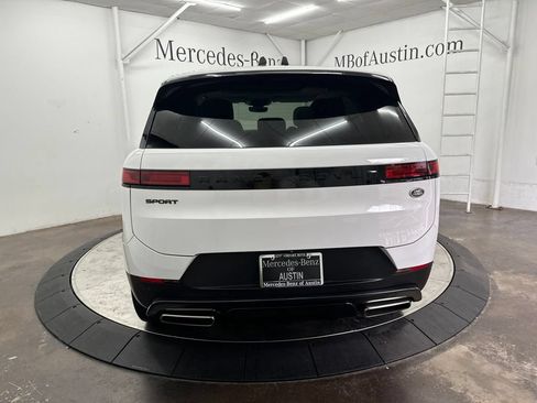 Used 2023 Land Rover Range Rover Sport SE AWD/4WD image 6