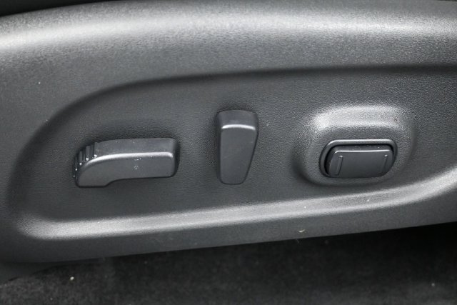 Used 2024 Nissan Murano SV FWD image 11
