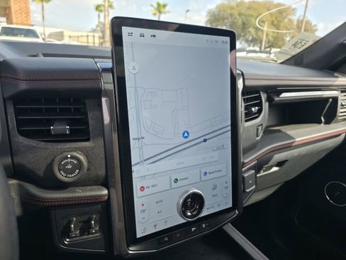 Certified 2024 Ford Expedition Limited image 18