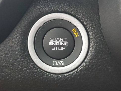 Used 2023 RAM 1500 Big Horn RWD image 31