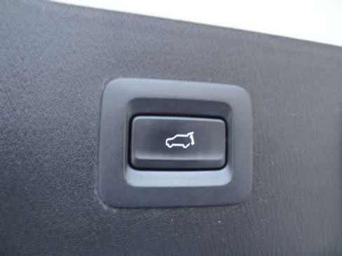 Used 2019 MAZDA CX-5 Touring FWD image 12