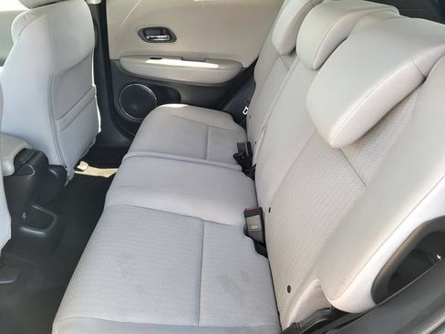 Used 2017 Honda HR-V EX image 12