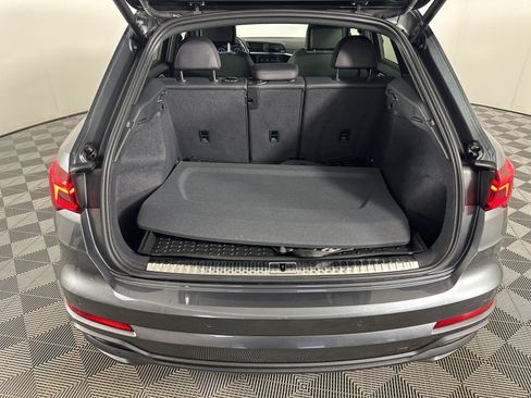 Used 2025 Audi Q3 2.0T Premium Plus w/ Premium Plus Package image 24