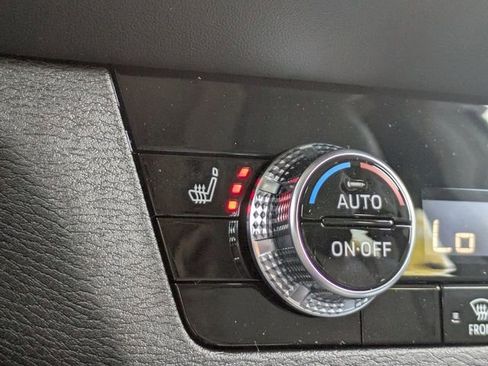 New 2026 Mitsubishi Outlander SE image 25