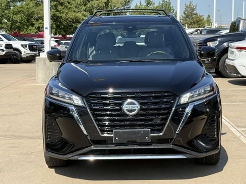 Used 2021 Nissan Kicks SR w/ SR Premium Package FWD image 8