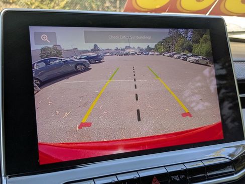 Used 2023 Jeep Compass Limited image 20