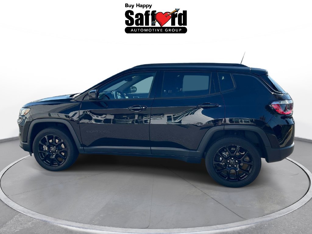 Used 2026 Jeep Compass Latitude AWD/4WD image 4