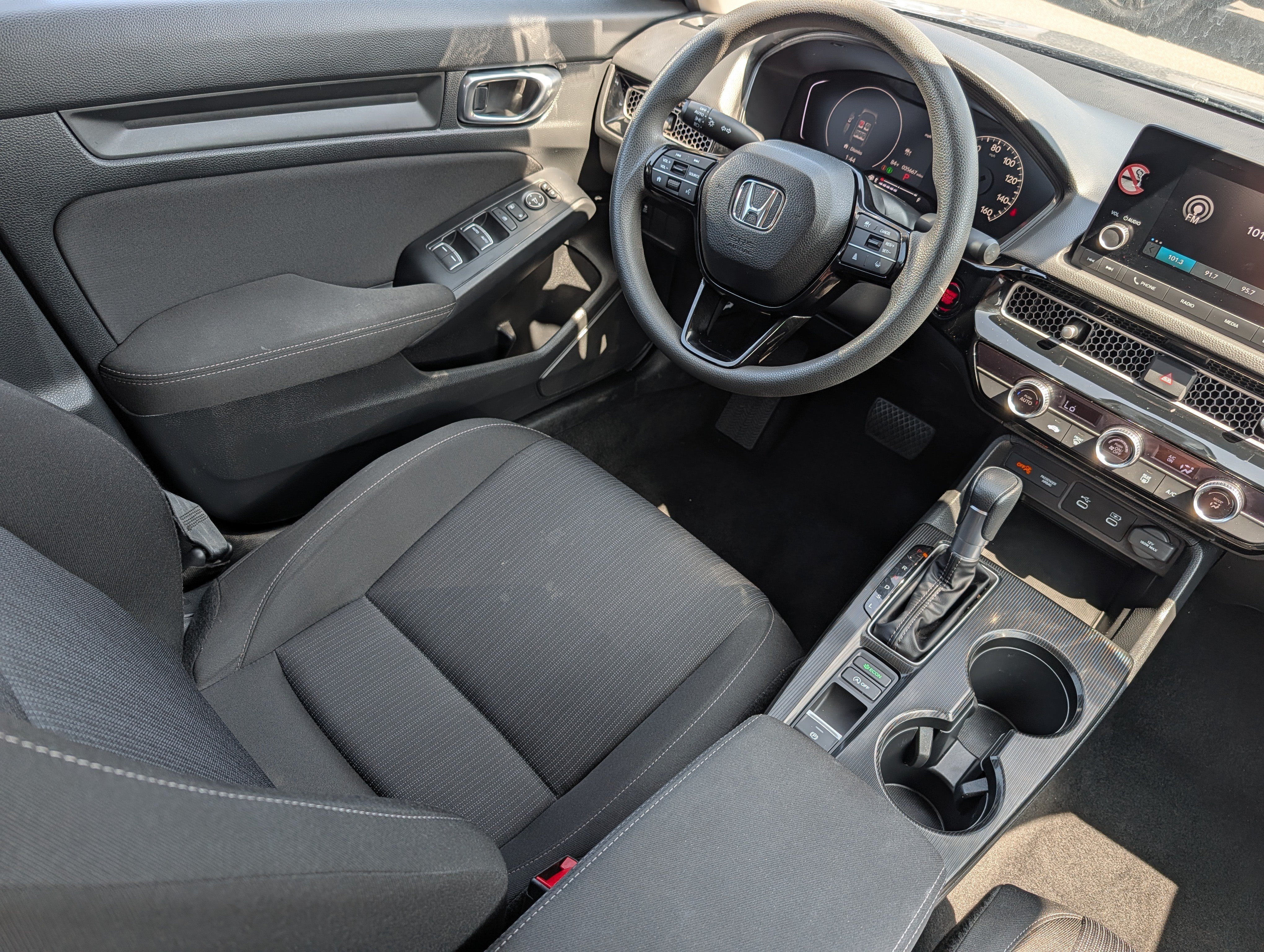 Used 2025 Honda Civic LX image 9