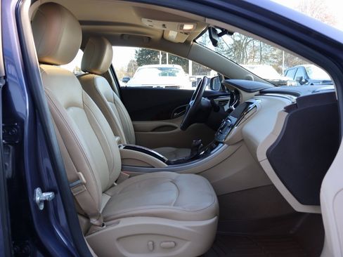 Used 2013 Buick LaCrosse Premium w/ Entertainment Package image 33