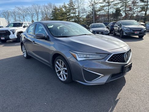 Used 2022 Acura ILX image 3