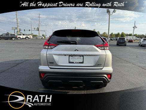 New 2025 Mitsubishi Eclipse Cross LE image 7