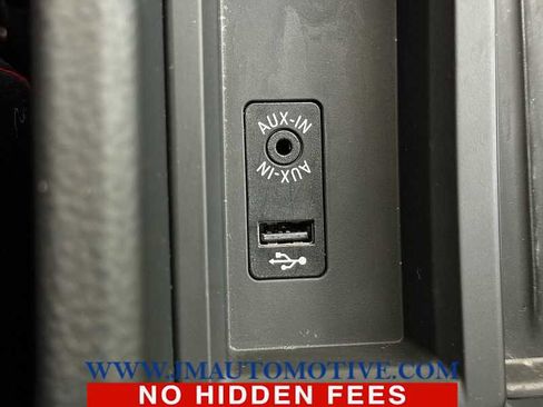 Used 2017 BMW 330i xDrive Sedan image 36