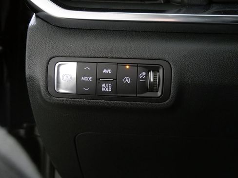 New 2026 GMC Terrain Denali w/ LPO, Black Badging Package AWD/4WD image 18