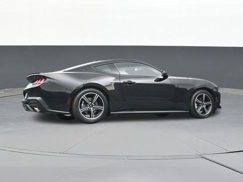 Used 2025 Ford Mustang Premium image 43