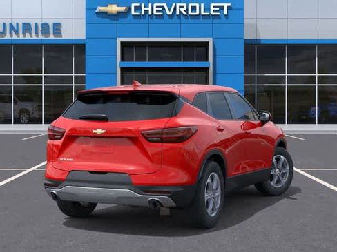 New 2026 Chevrolet Blazer LT image 5