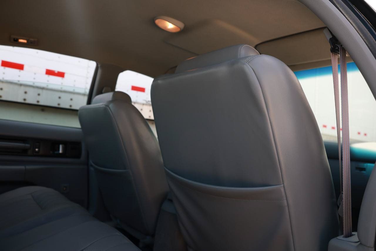 Used 1996 Chevrolet Caprice SS RWD image 32