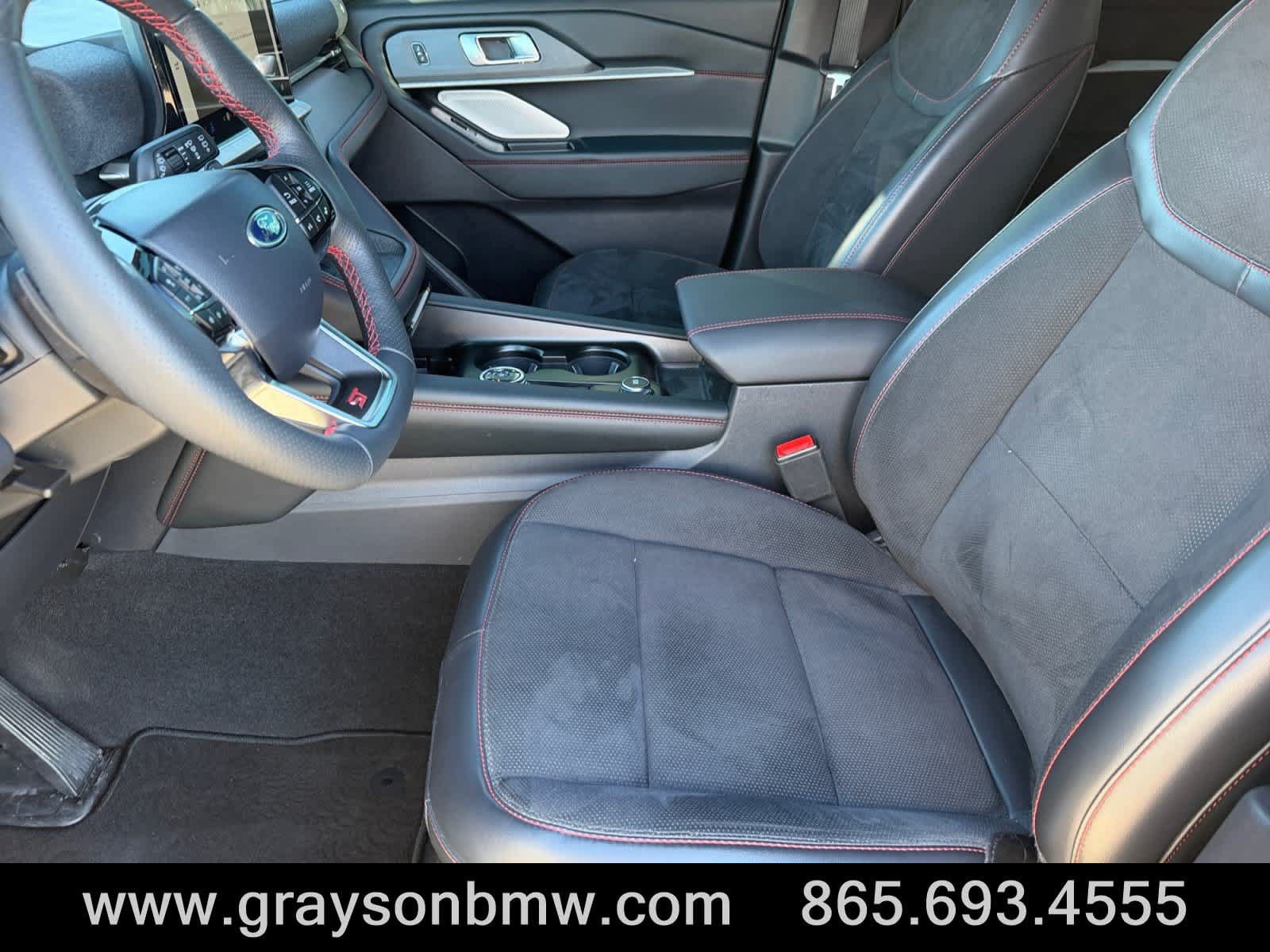 Used 2025 Ford Explorer ST w/ Sun And Sound Package AWD/4WD image 10