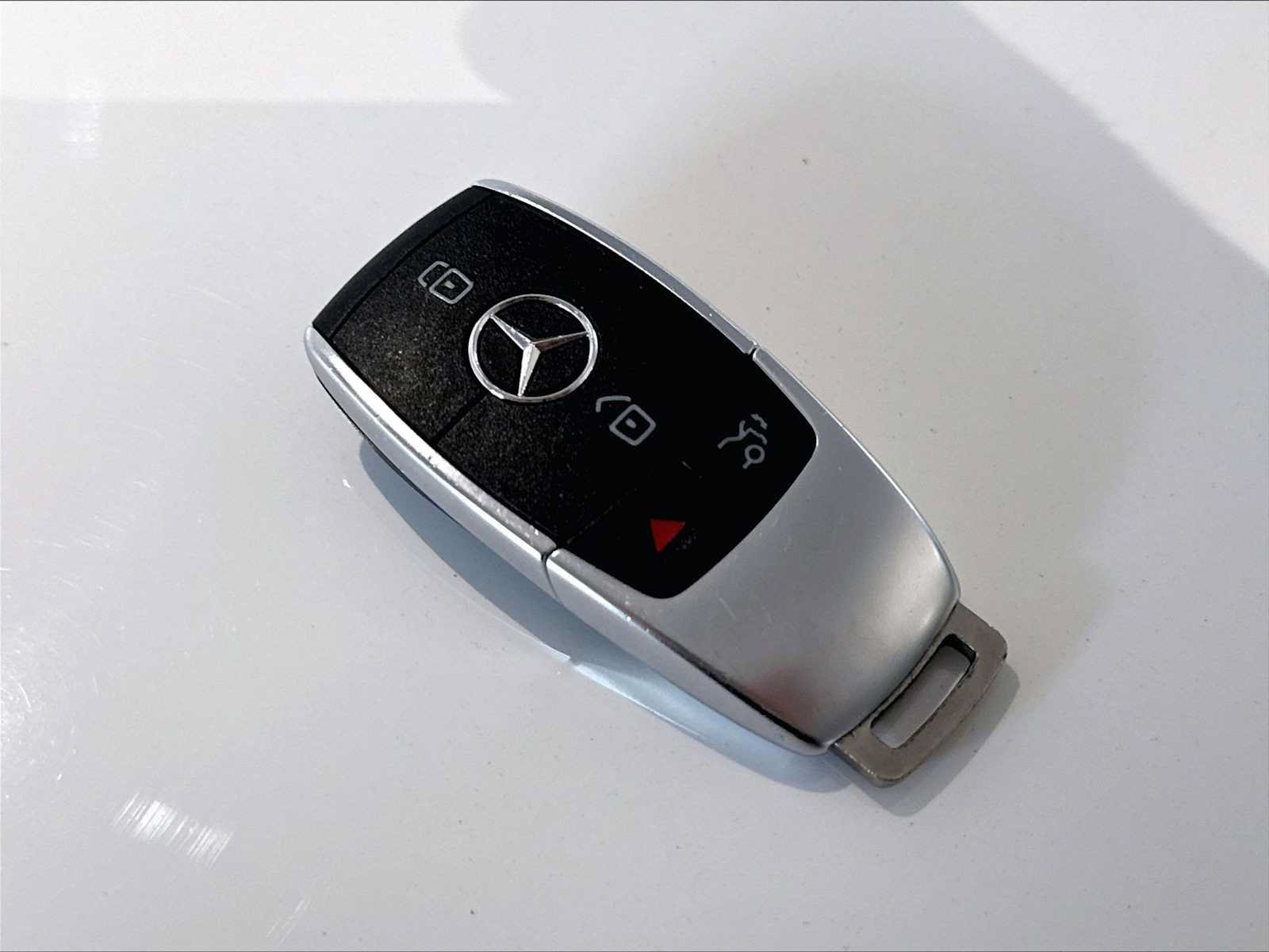 Used 2024 Mercedes-Benz GLE 350 4MATIC image 35