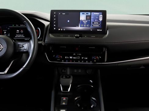 Used 2024 Nissan Rogue SL w/ SL Premium Package image 28