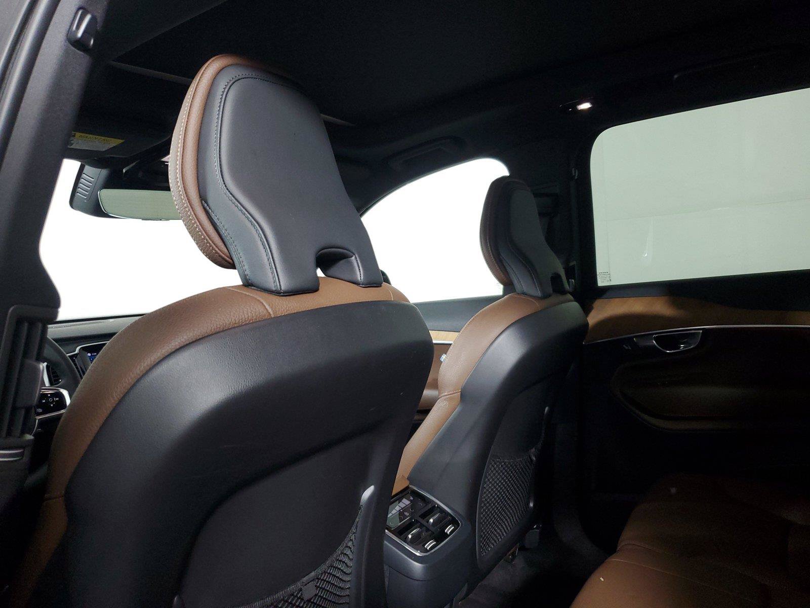Used 2023 Volvo XC90 B6 Plus AWD/4WD image 14