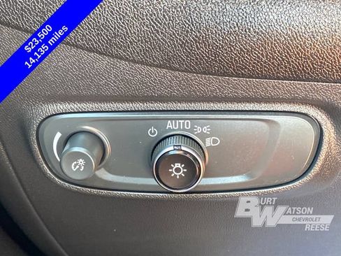 Used 2024 Chevrolet Equinox LT FWD image 30