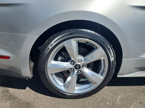 Used 2019 Ford Mustang GT Premium RWD image 13
