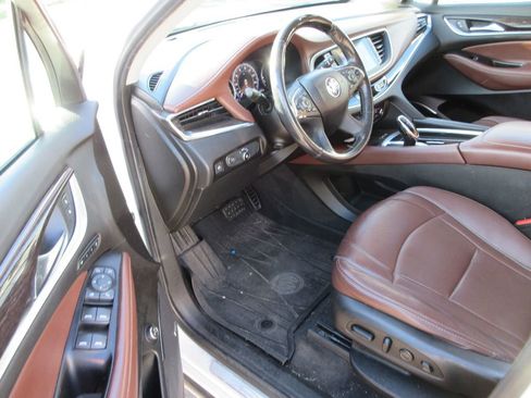 Used 2020 Buick Enclave Avenir w/ Avenir Technology Package AWD/4WD image 7