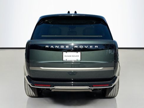 New 2025 Land Rover Range Rover SE image 4
