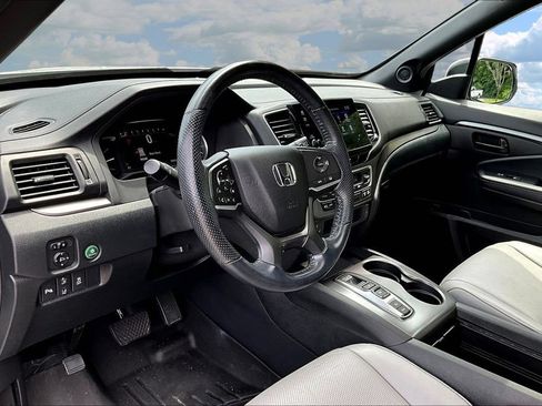 Used 2023 Honda Passport EX-L image 19