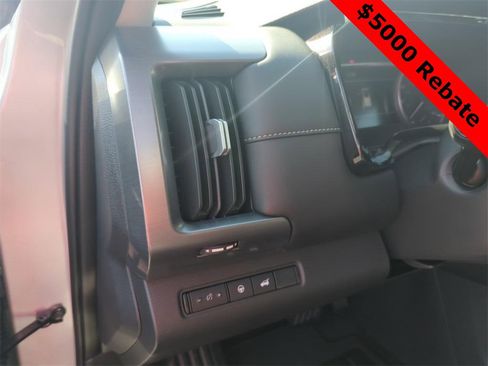 New 2025 Nissan Pathfinder SL w/ Cargo Package image 11