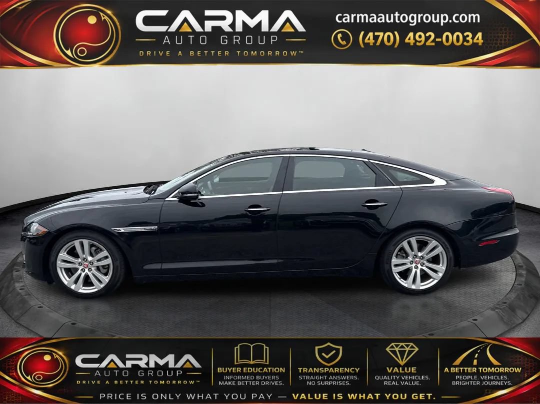Used 2017 Jaguar XJ L Portfolio RWD image 2