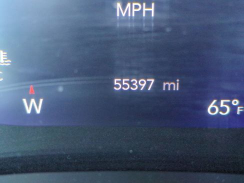 Used 2023 Chrysler Pacifica Touring-L FWD image 22