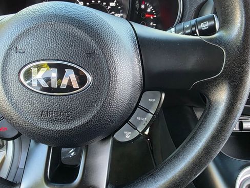 Used 2015 Kia Soul image 20