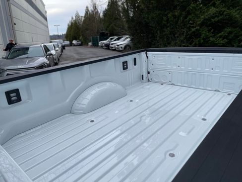 Used 2024 Ford F350 XLT w/ FX4 Off-Road Package image 9