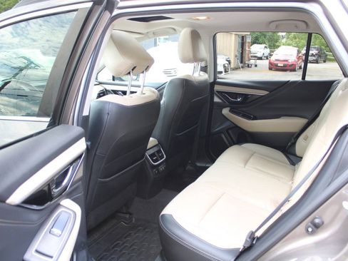 Used 2021 Subaru Outback Limited XT AWD/4WD image 27