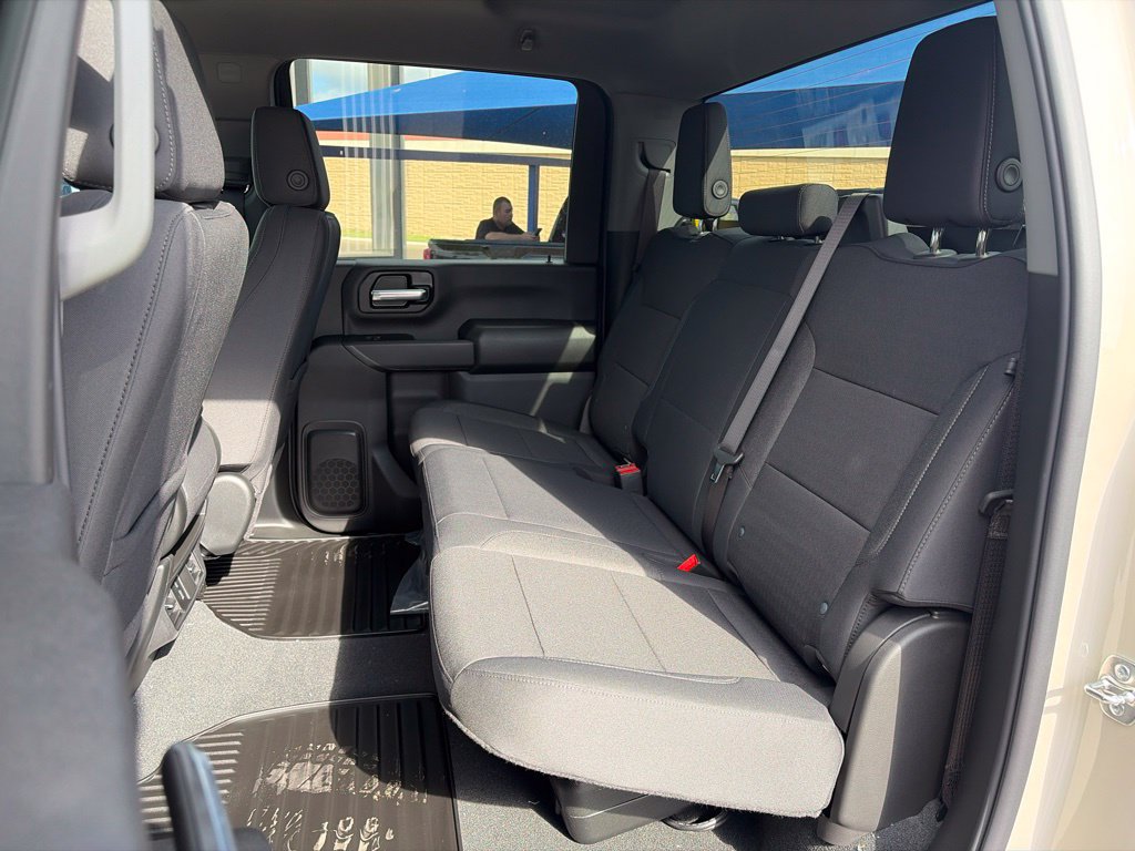 New 2026 Chevrolet Silverado 2500 Custom w/ Custom Value Package AWD/4WD image 17