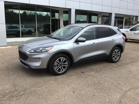 Used 2021 Ford Escape SEL image 3