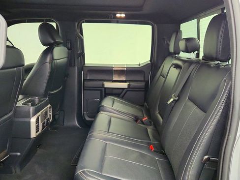 Used 2022 Ford F350 Lariat w/ Black Appearance Package image 18