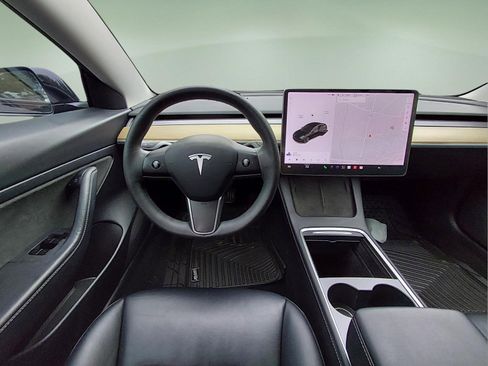 Used 2021 Tesla Model 3 Standard Range Plus RWD image 10